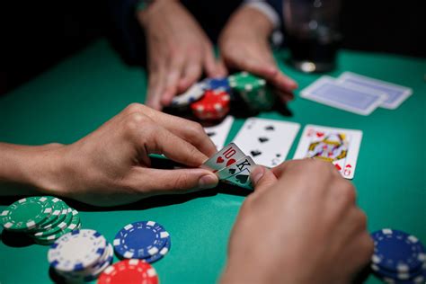 poker online apostando dinheiro